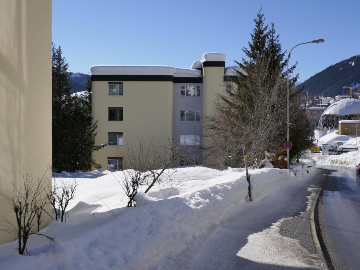 Apartment Allod-Park-37 By Interhome Davos Eksteriør billede